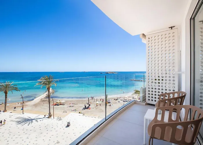 Ibiza Town hotels near Talamanca